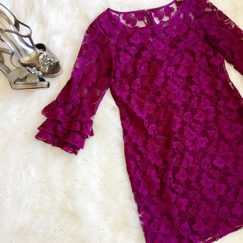 Jessica Howard purple lace shift dress